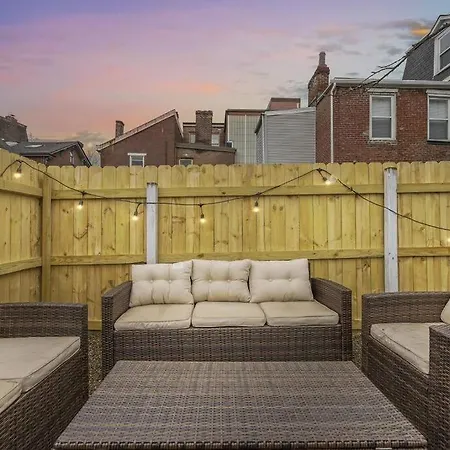 New! High-End Manchester Home W/ A Hot Tub